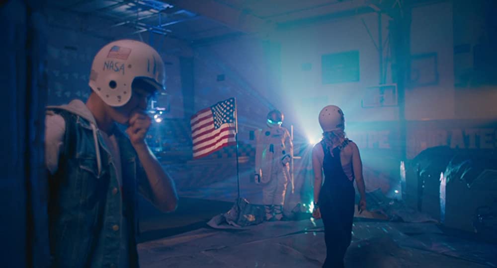 明日への地図を探しての画像