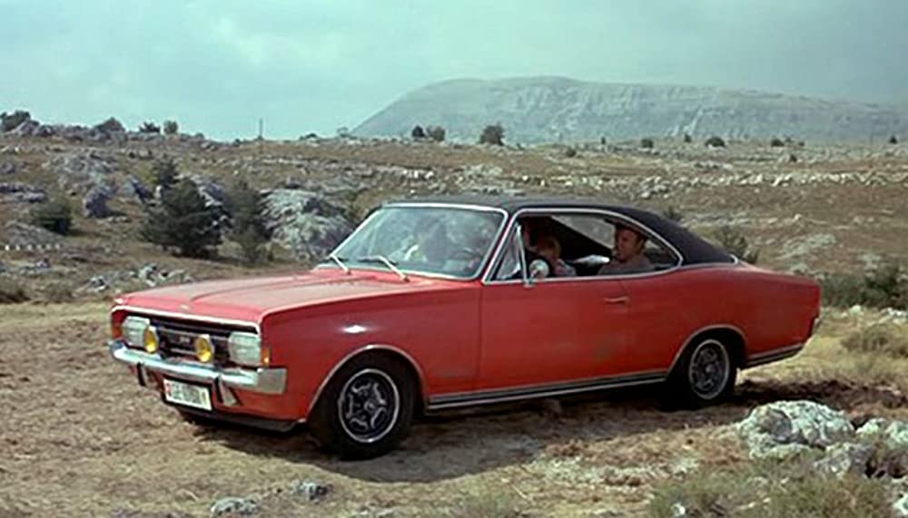 夜の訪問者の画像