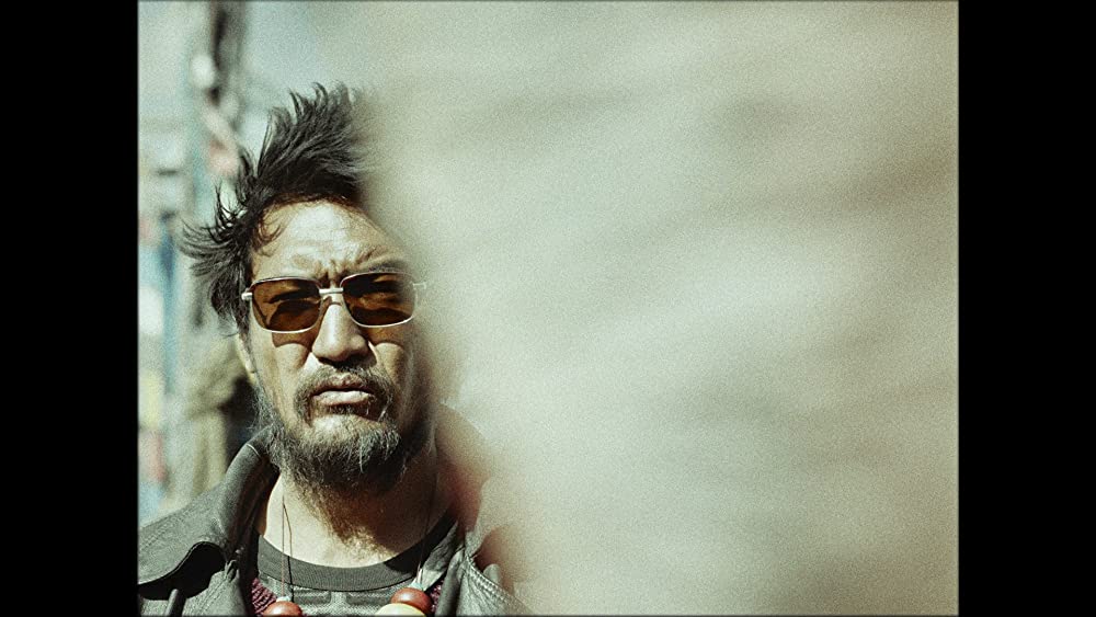 轢き殺された羊の画像