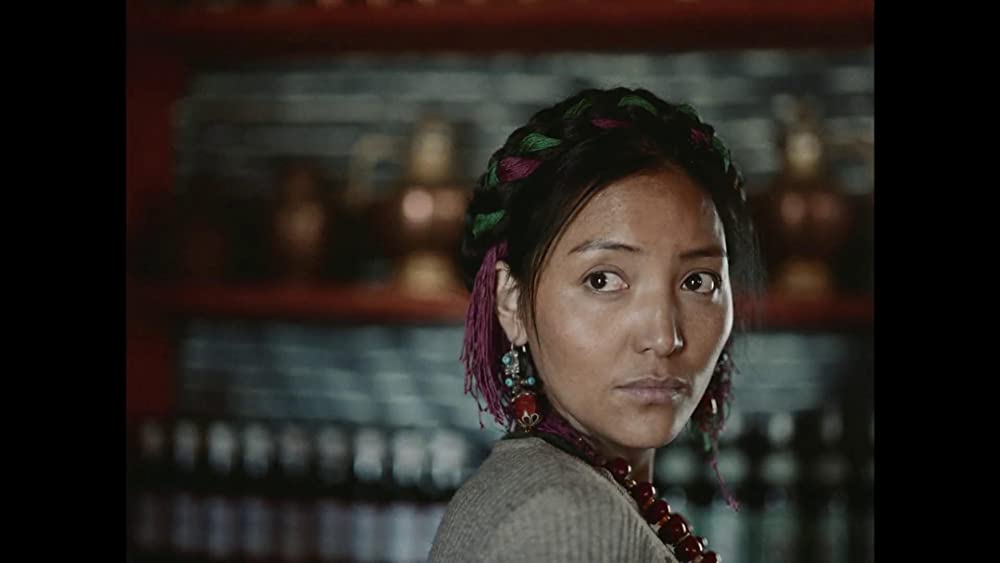 轢き殺された羊の画像