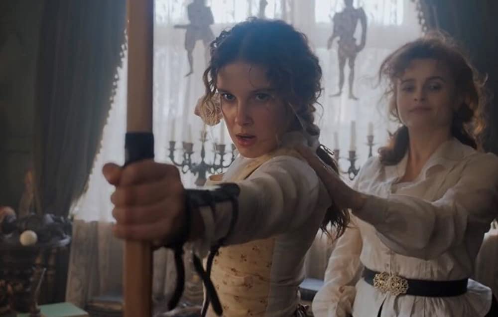 「エノーラ・ホームズの事件簿」ヘレナ・ボナム・カーター & ミリー・ボビー・ブラウンの画像