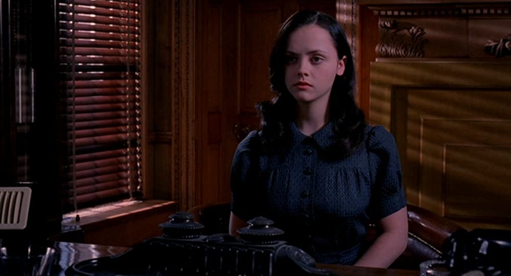 「耳に残るは君の歌声」クリスティーナ・リッチの画像