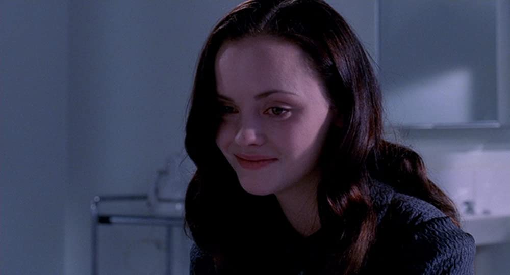 「耳に残るは君の歌声」クリスティーナ・リッチの画像