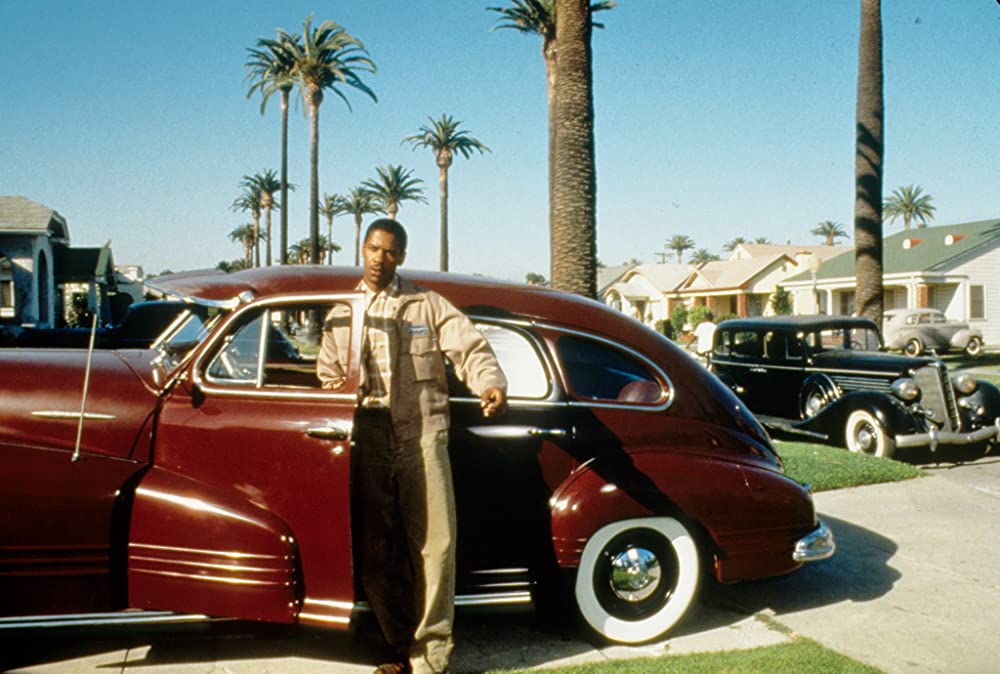 「青いドレスの女」デンゼル・ワシントンの画像