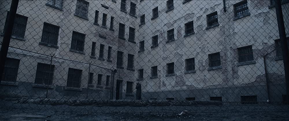 クーリエ：最高機密の運び屋の画像