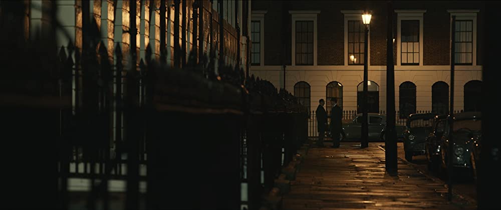 クーリエ：最高機密の運び屋の画像