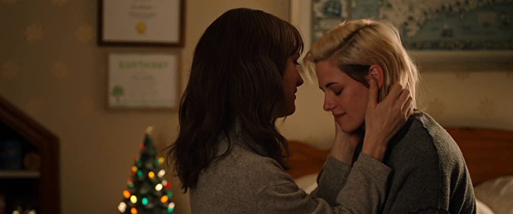 「ハピエスト・ホリデー 私たちのカミングアウト」クリステン・スチュワート & マッケンジー・デイビスの画像