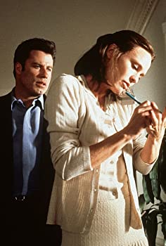 シーズ・ソー・ラヴリーの画像