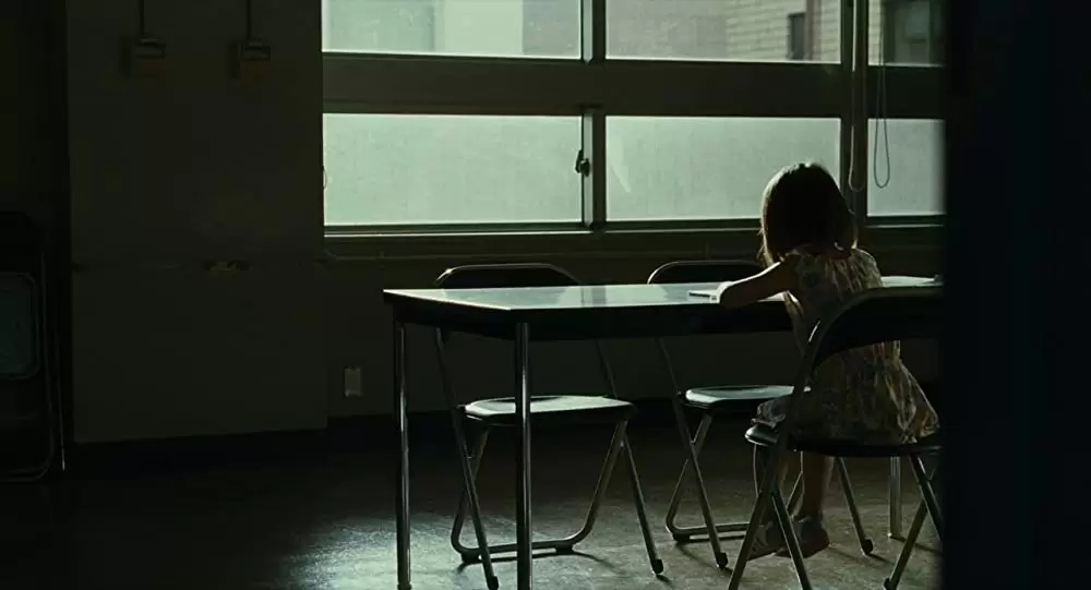 「万引き家族」の画像