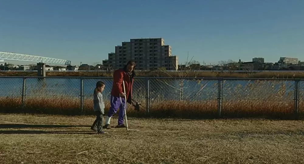 「万引き家族」の画像