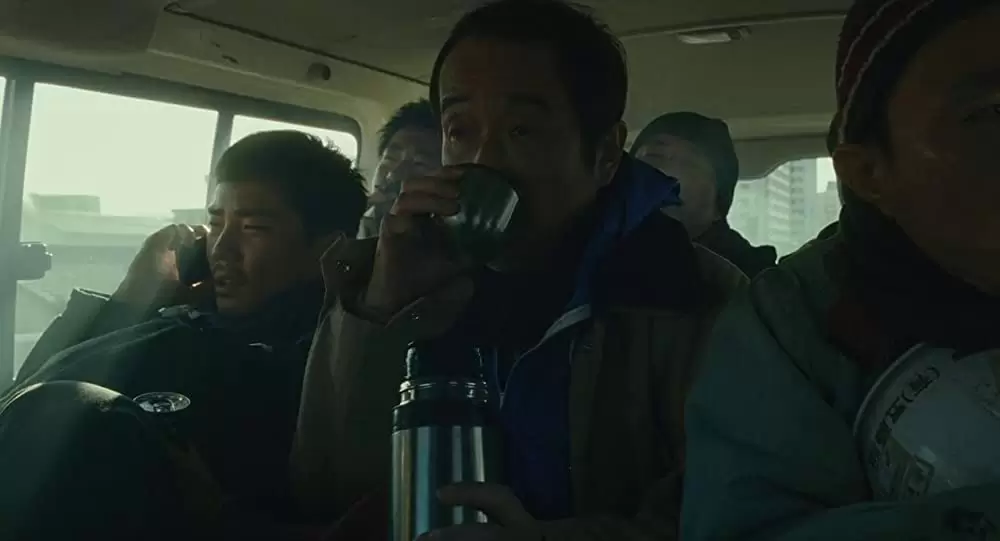 「万引き家族」の画像