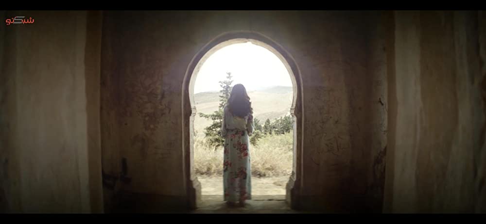 皮膚を売った男の画像