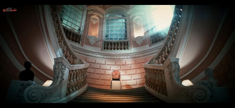 皮膚を売った男の画像