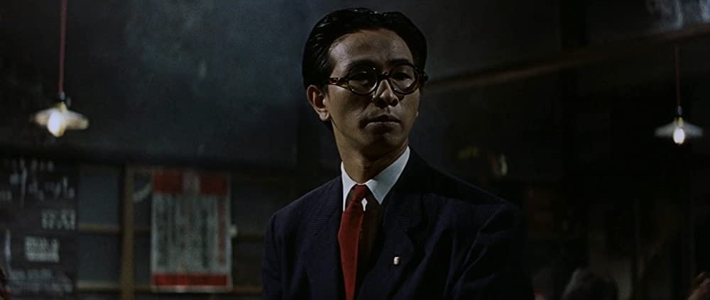 日本の夜と霧の画像