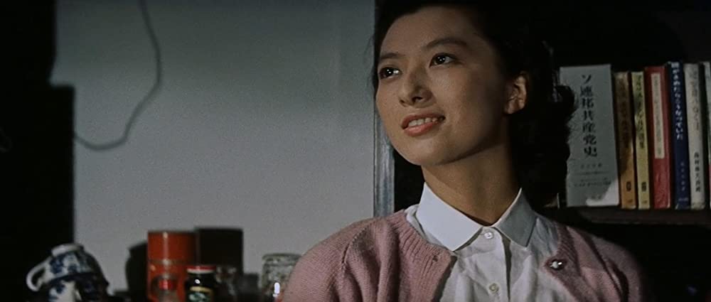 日本の夜と霧の画像