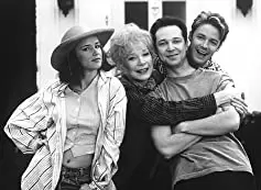 「夕べの星」ジュリエット・ルイス & シャーリー・マクレーン & マッケンジー・アスティンの画像