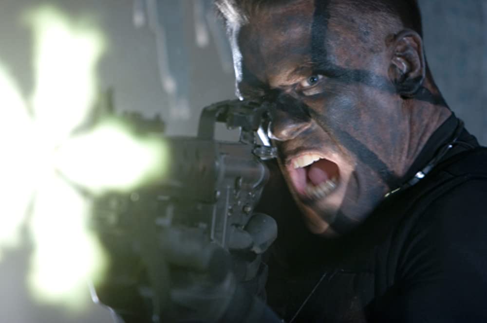 ネバー・サレンダー 肉弾凶器の画像