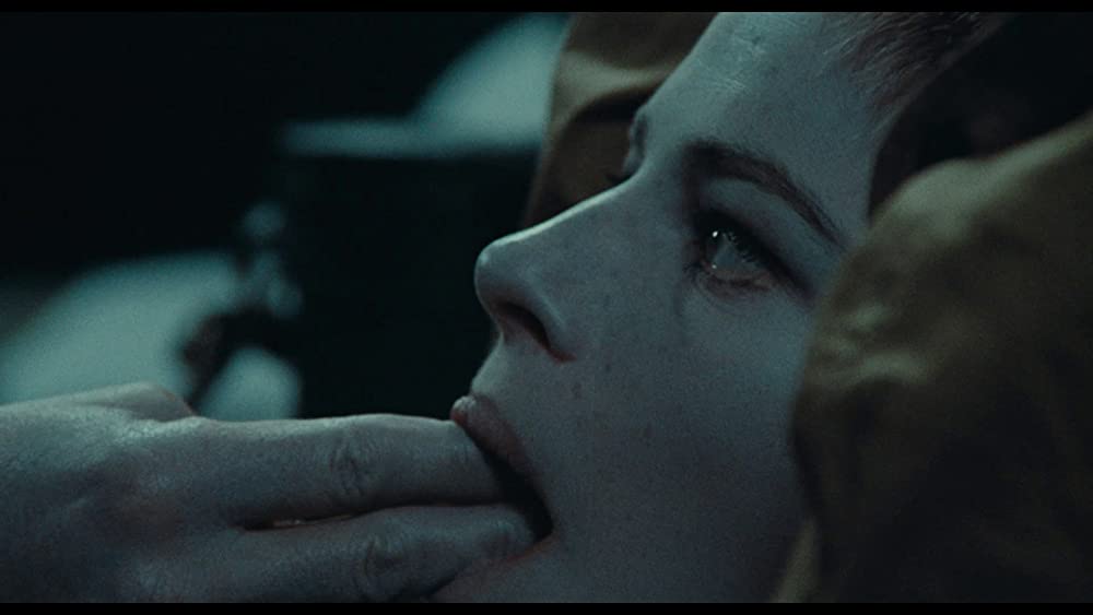 「愛の嵐」シャーロット・ランプリングの画像