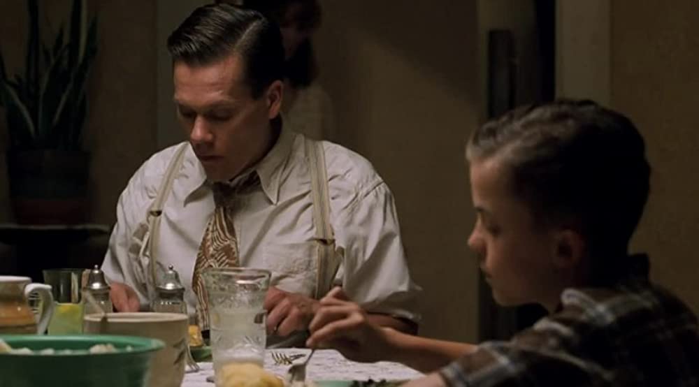 「マイ・ドッグ・スキップ」ケビン・ベーコン & Frankie Munizの画像