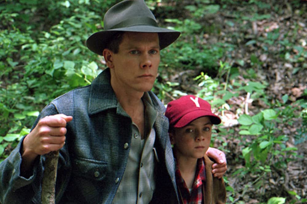 「マイ・ドッグ・スキップ」ケビン・ベーコン & Frankie Munizの画像