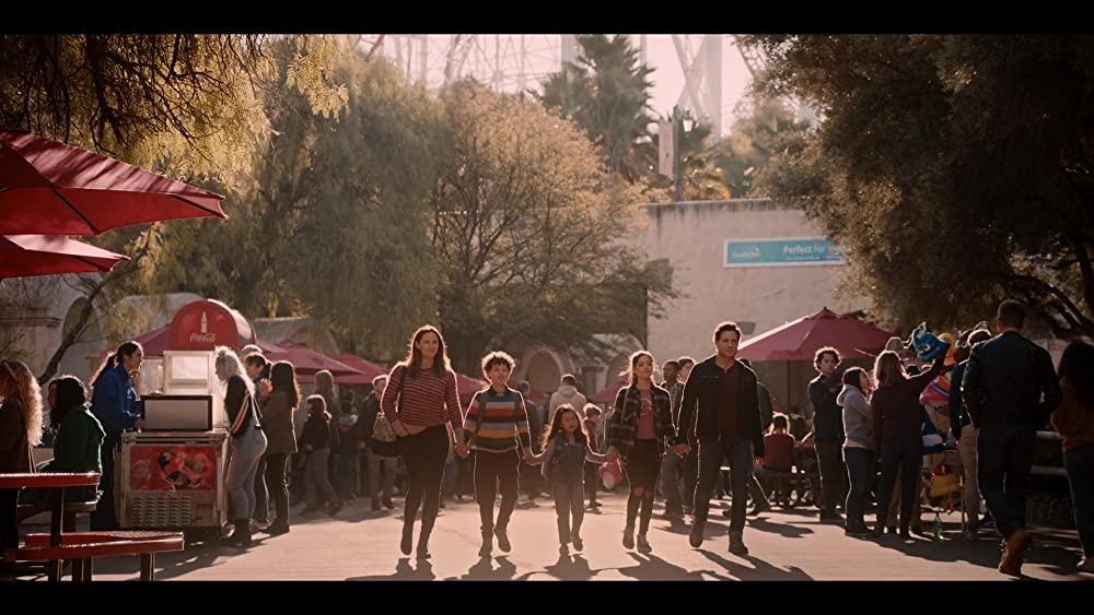 「YESデー ～ダメって言っちゃダメな日～」ジェニファー・ガーナー & エドガー・ラミレス & ジェナ・オルテガ & Julian Lerner & Everly Carganillaの画像