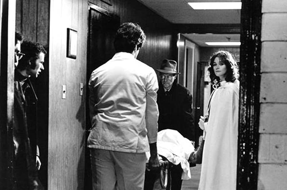 「悪魔のシスター」マーゴット・キダーの画像