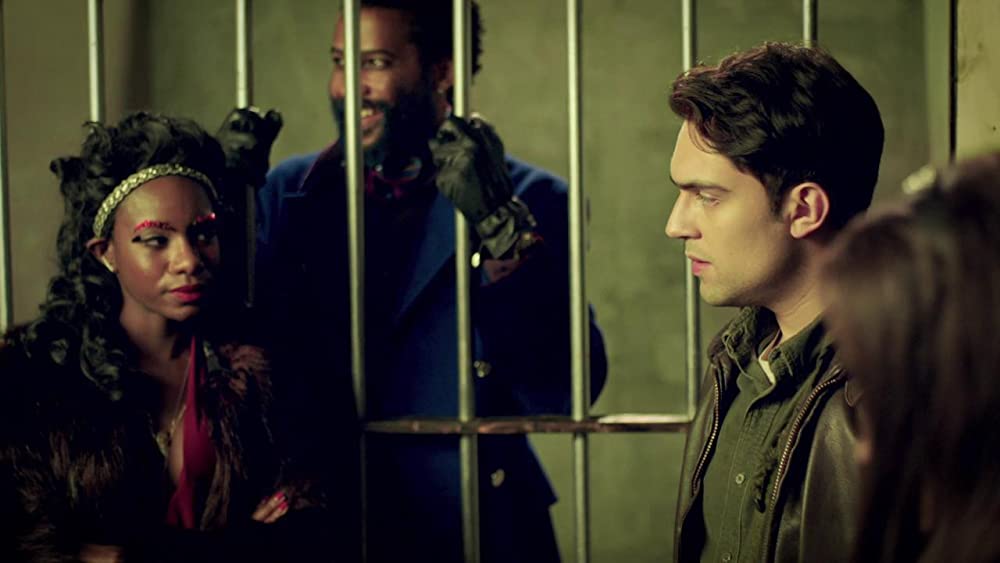 アリスvsモンスター・スクワッドの画像