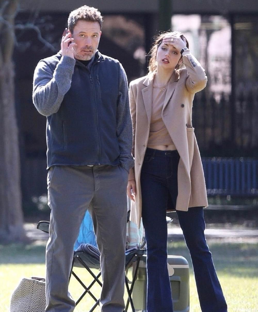 底知れぬ愛の闇の画像