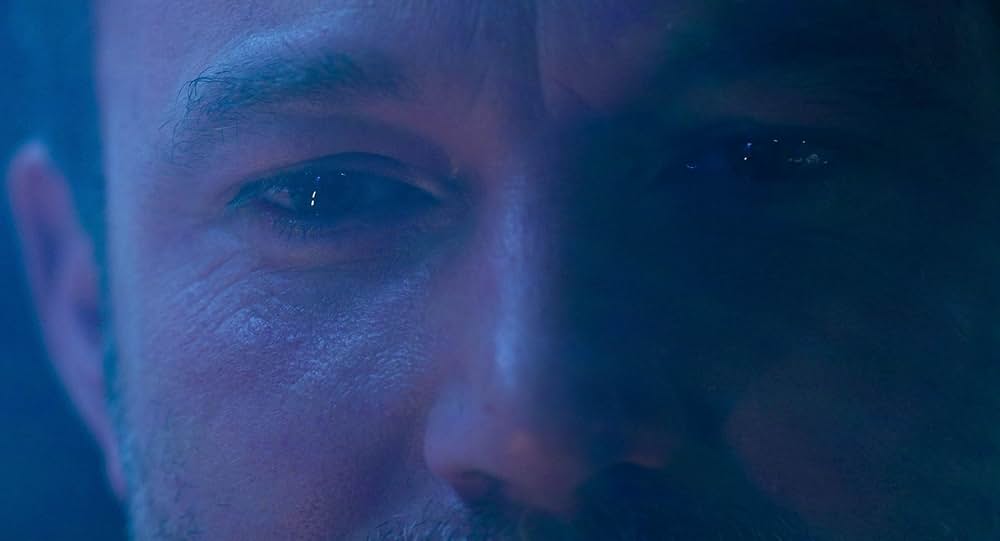 底知れぬ愛の闇の画像