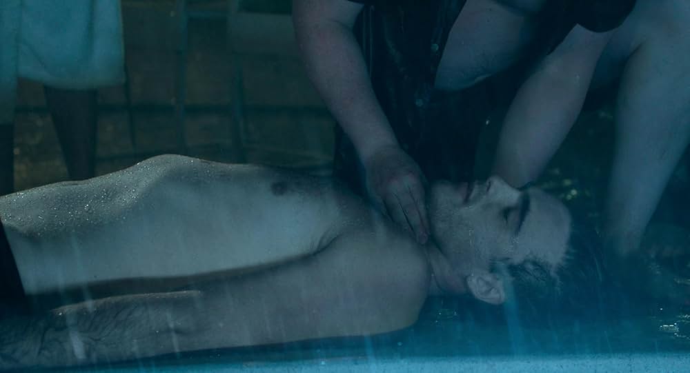 底知れぬ愛の闇の画像