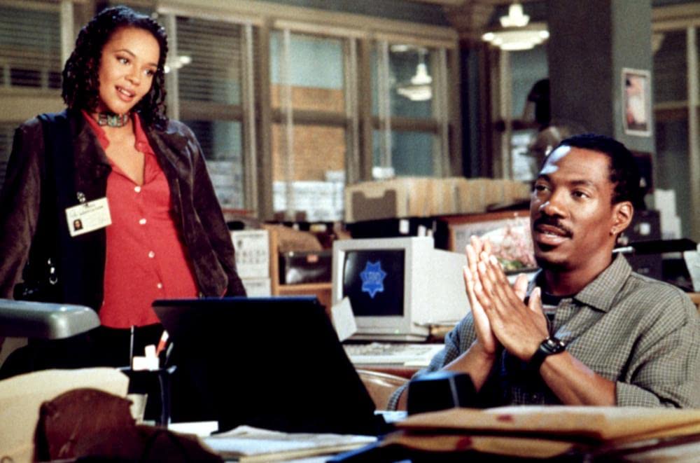 カルメン・イジョゴ 映画ポップコーン