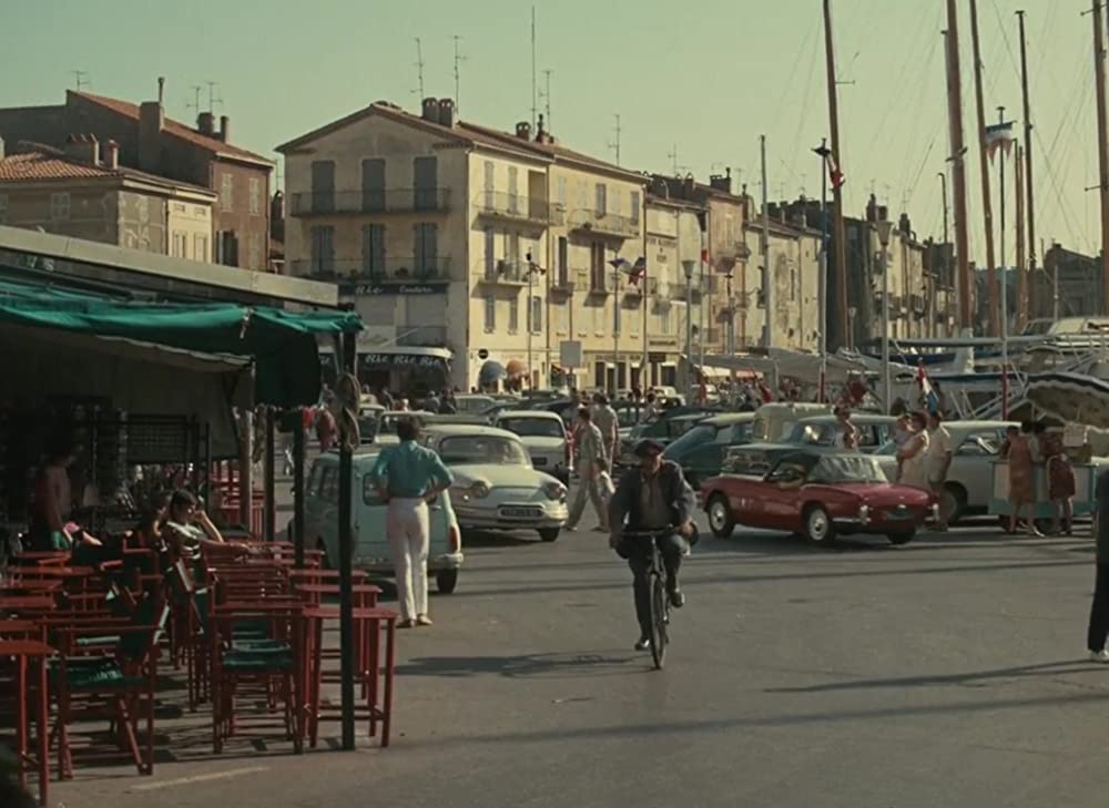 コレクションする女の画像