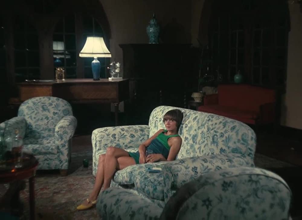 コレクションする女の画像