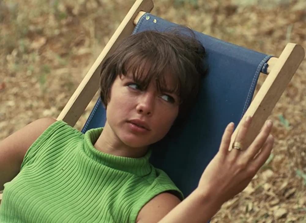 コレクションする女の画像