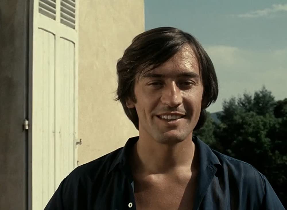 コレクションする女の画像