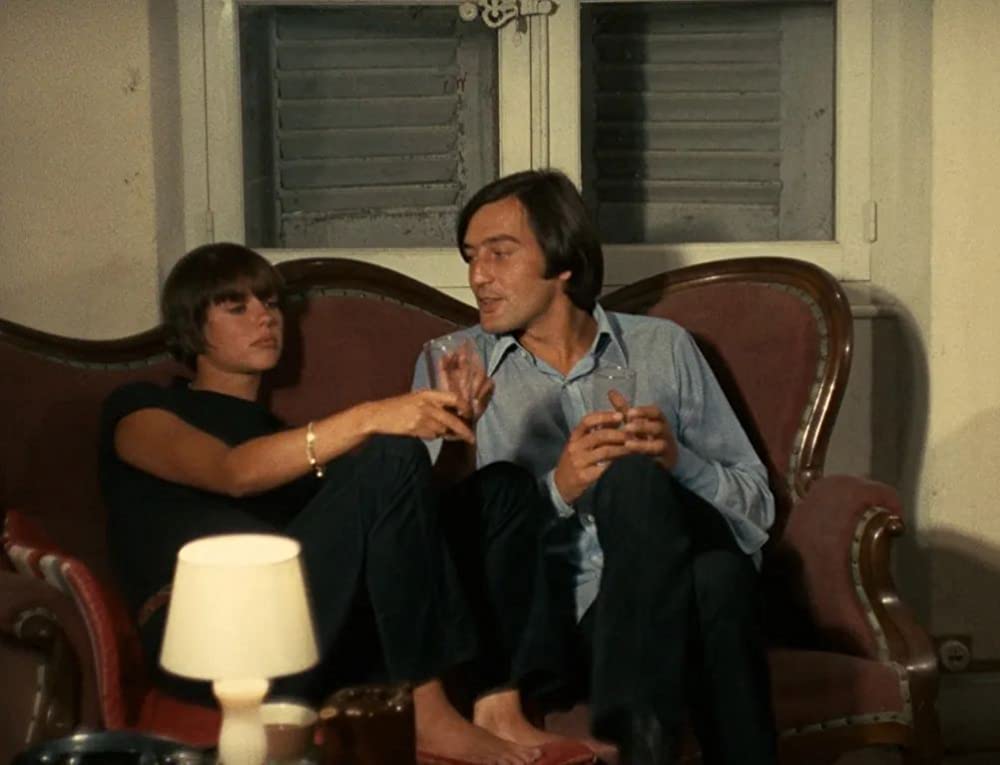 コレクションする女の画像