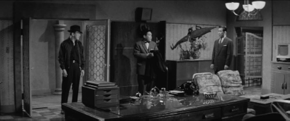 暗黒街の美女の画像