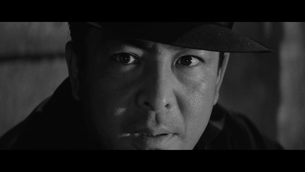 暗黒街の美女の画像