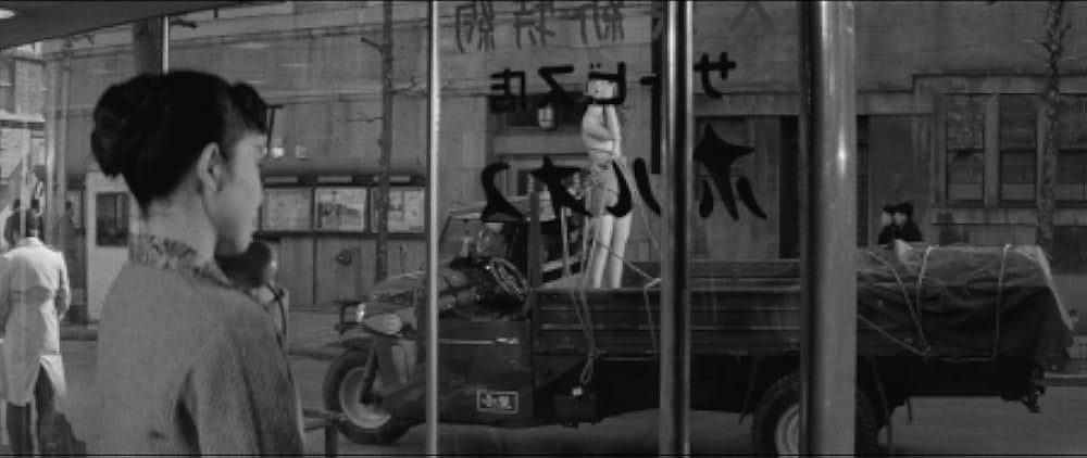 暗黒街の美女の画像