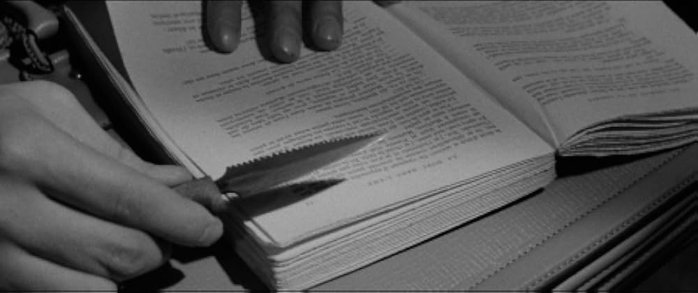 暗黒街の美女の画像