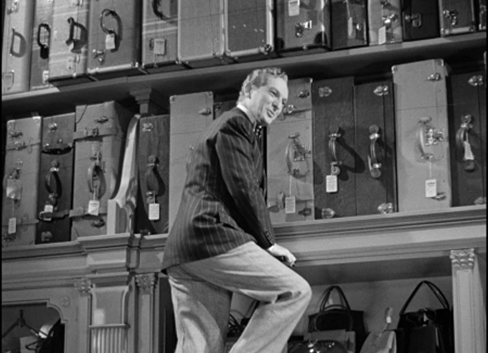 桃色の店／街角 桃色の店の画像