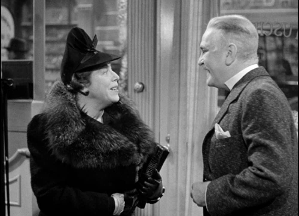 桃色の店／街角 桃色の店の画像