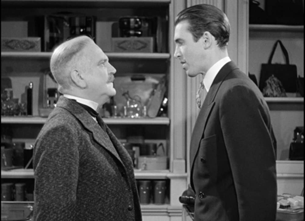 桃色の店／街角 桃色の店の画像