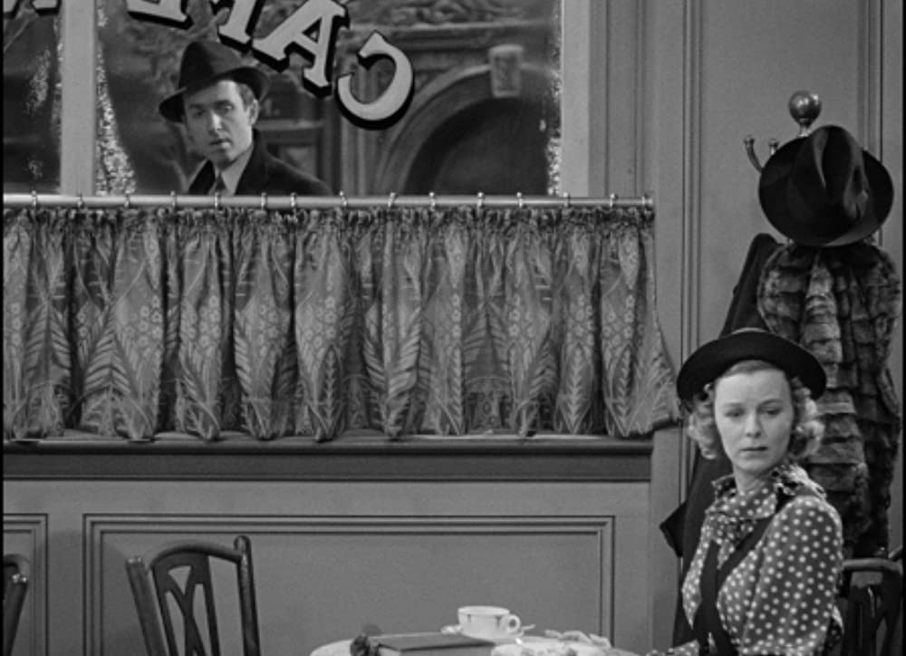 桃色の店／街角 桃色の店の画像