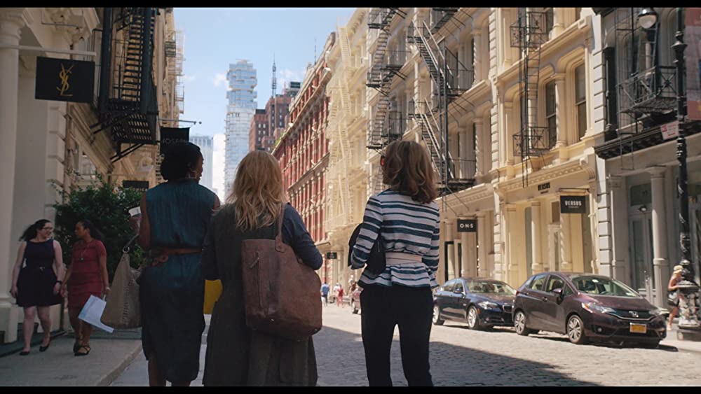 「アザーフッド 私の人生」パトリシア・アークエット & フェリシティ・ハフマンの画像