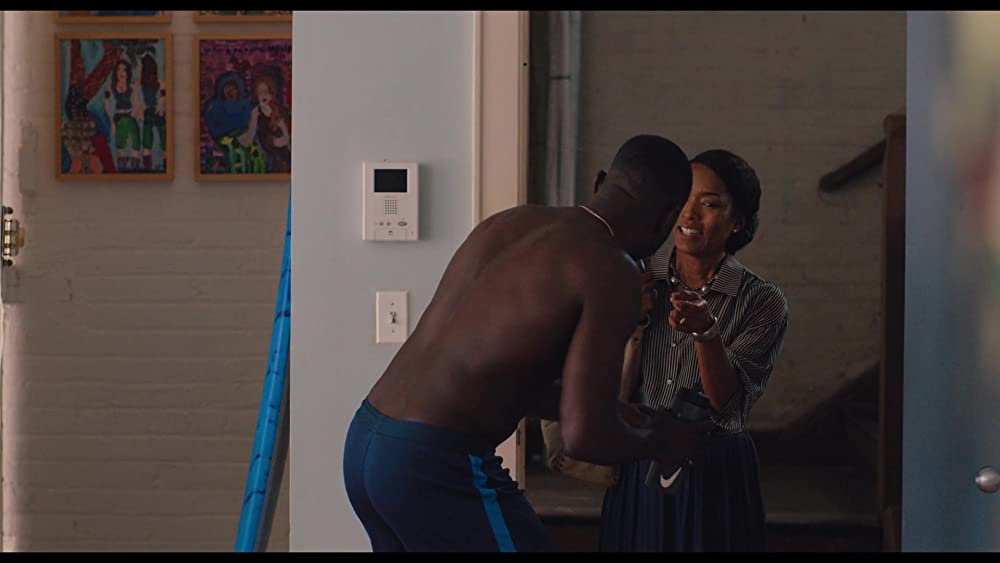 「アザーフッド 私の人生」アンジェラ・バセット & シンカ・ウォールズの画像