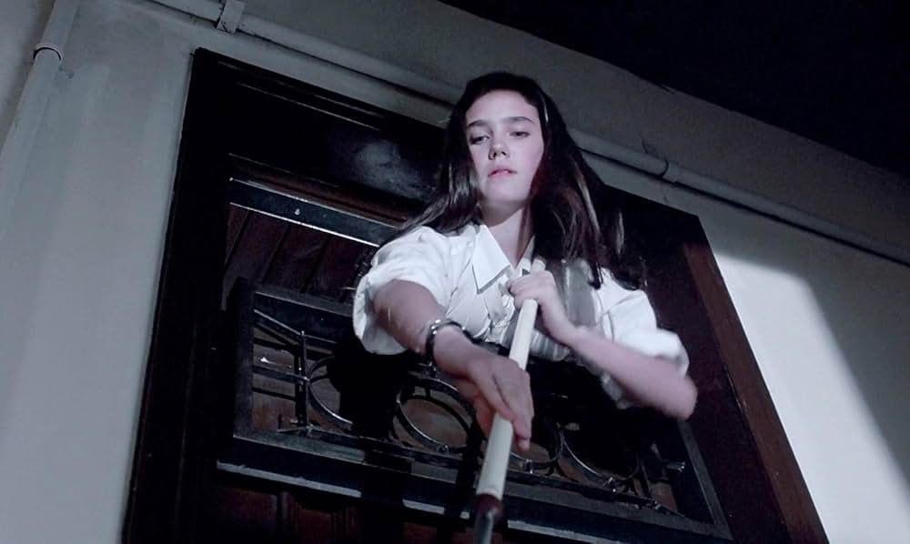 「フェノミナ」の画像