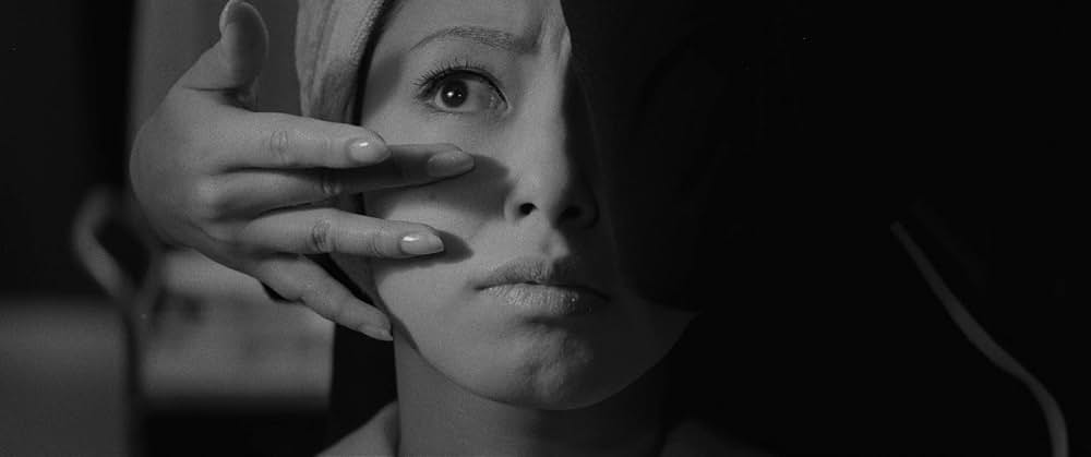 河内カルメンの画像