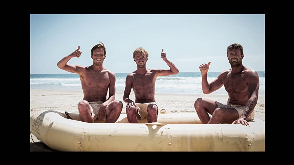 「イントゥ・ザ・シー」ギャレット・ディラハント & トム・フェルトン & ジェイク・アベルの画像