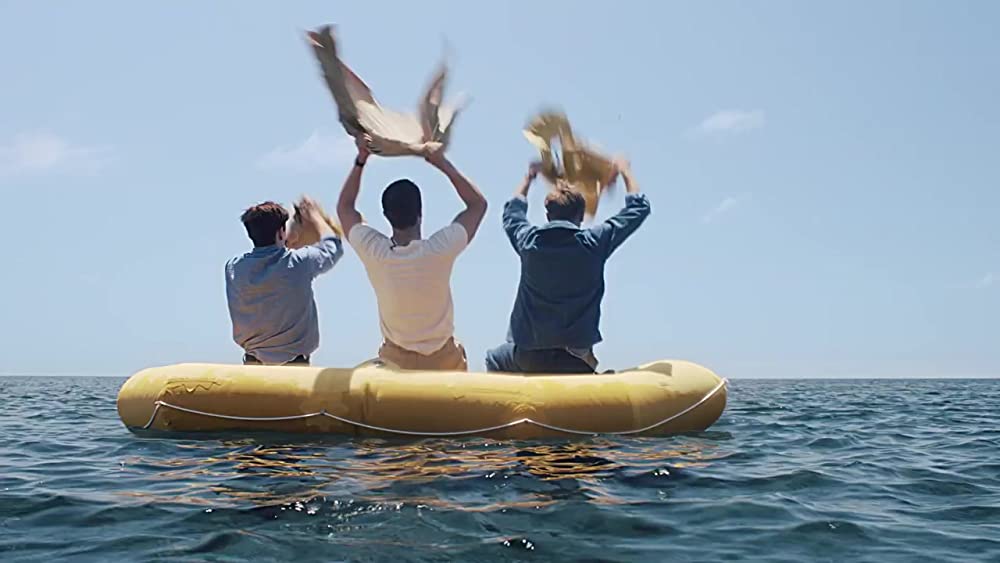 「イントゥ・ザ・シー」ギャレット・ディラハント & トム・フェルトン & ジェイク・アベルの画像